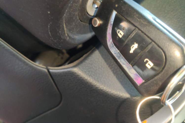 Used Toyota YARiS L Zhi Xuan 2021 X-Trail 1.5L CVT Luxury Edition