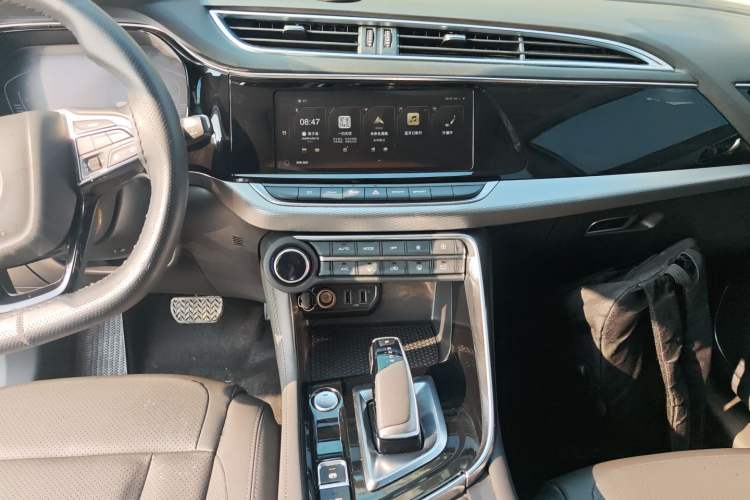 Used Dongfeng Aeolus AX7 2020 1.6T Automatic AI Navigation Model China VI Standard