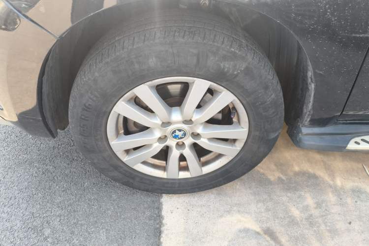 Used Venucia T70 2015 2.0L Manual RuiQu Version
