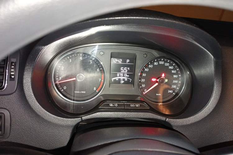 Used Volkswagen Polo 2014 1.6L Automatic Comfort Edition Instrument Cluster