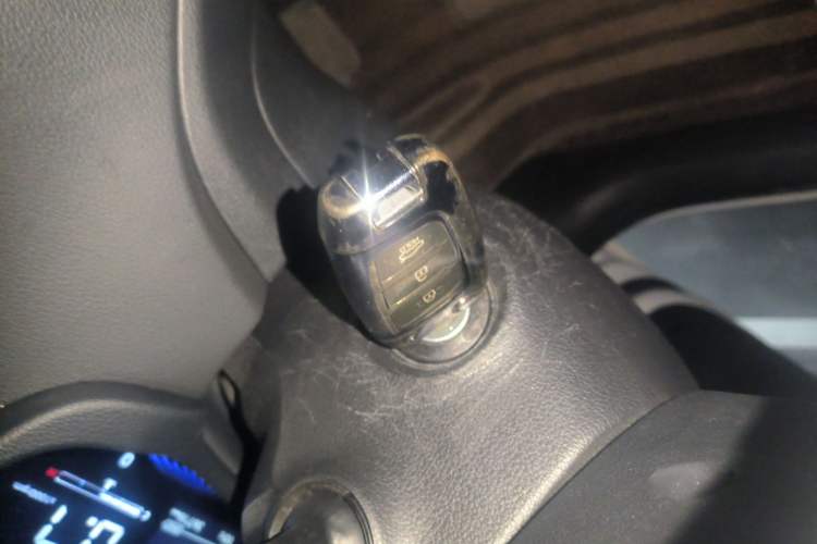 Used Hyundai Verna (new generation) 2020 1.4L CVT GLS Cool Edition Vehicle Key