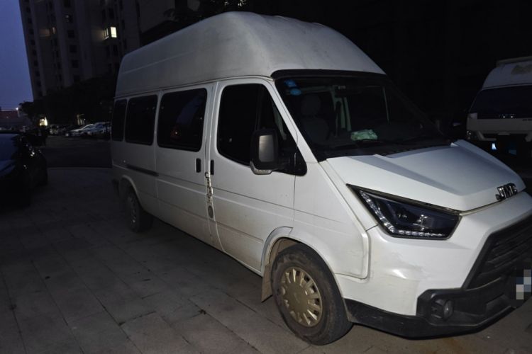 Used JMC Transit 2019 2.8T Commercial Version Long Wheelbase High Roof 6-Seater Rear Single Tire China VI Emission Standard – JX493
