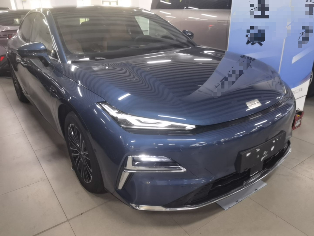 Geely Galaxy 8 2025 130km EM-i Flagship Edition — снимка 3
