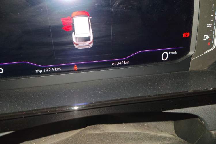 Used Volkswagen FAW-Volkswagen CC 2021 Estate Car 330TSI Hunter Vision Edition Odometer Close Up