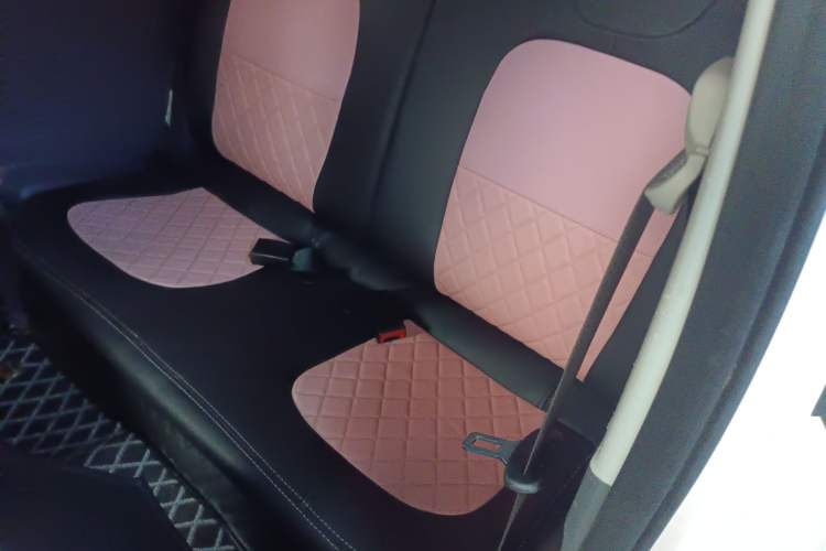 Used Wuling Hongguang MINIEV 2021 Macaron Sandwich Model 170 km Lithium Iron Phosphate