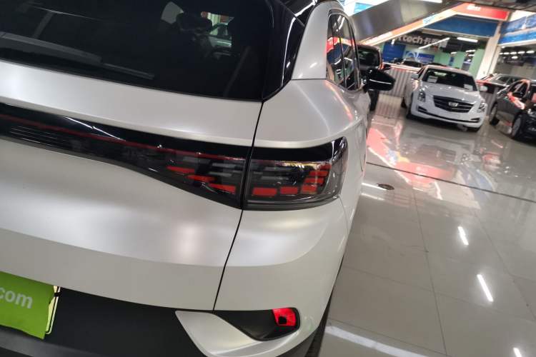 Used Volkswagen ID.4 CROZZ 2021 Long-Range PRO Two-Wheel Drive Version Right Rear Taillight