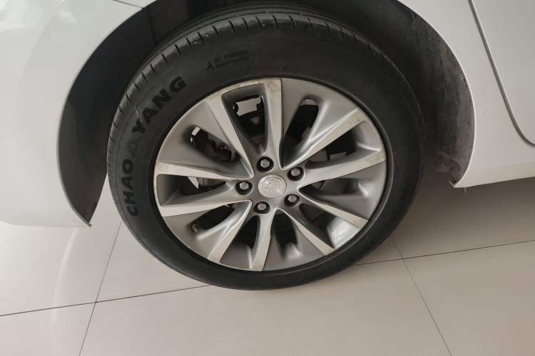 Used Buick GL6 2019 18T 6-Seater Connected Luxury Version China VI Standard