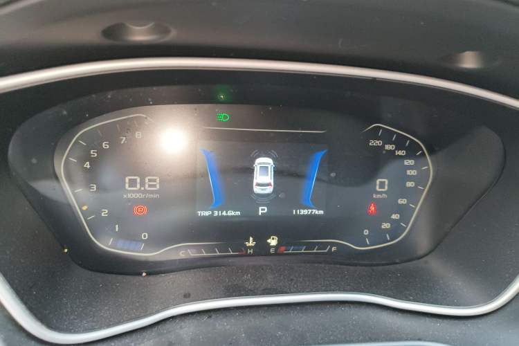Used Geely Auto Vision X6 2018 1.4T CVT 4G Connected Flagship Edition
