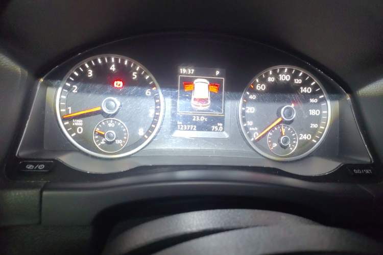 Used Volkswagen Tiguan 2015 1.8TSI Automatic Two-Wheel Drive Luxury Model
