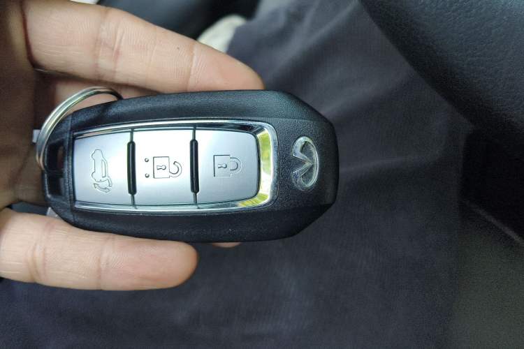 Used Infiniti QX50 2020 2.0T Two-Wheel Drive Fashion Edition
