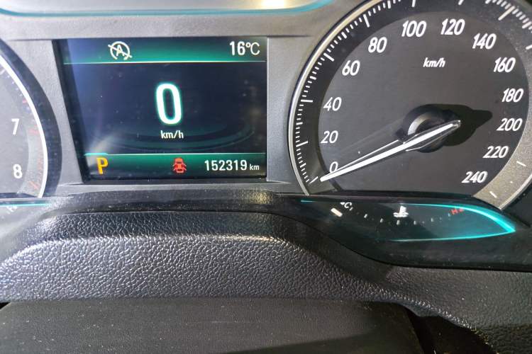 Used Buick GT 2016 15N Automatic Luxury Edition
