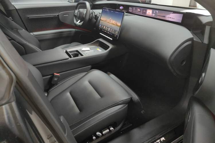 Used Avatr 12 2025 Ultra Extended-Range Edition