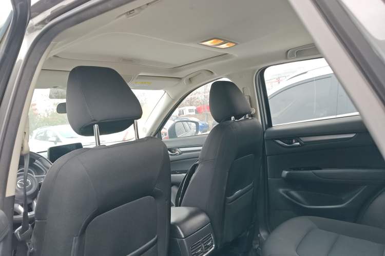 Used Mazda CX-5 2017 2.0L Automatic 2WD ZhiShang Trim China V Standard