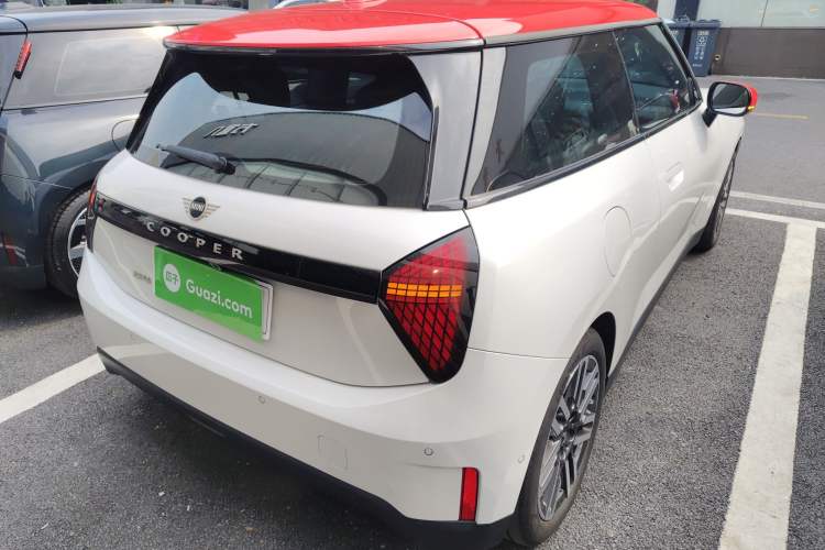 Used MINI Electric MINI COOPER 2024 456km COOPER E Classic Edition
