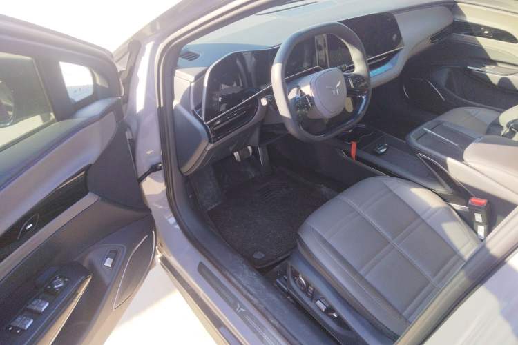 Used Hongqi EH7 2024 690 Pro