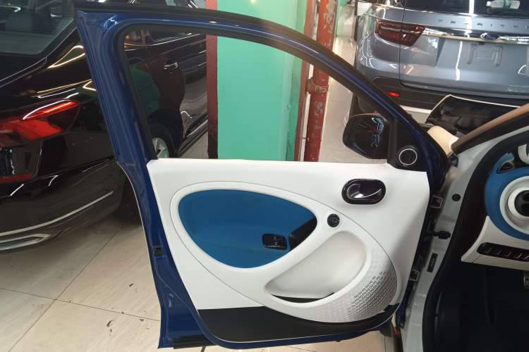 Used smart forfour 2016 0.9T 66 kW Ultimate Edition
