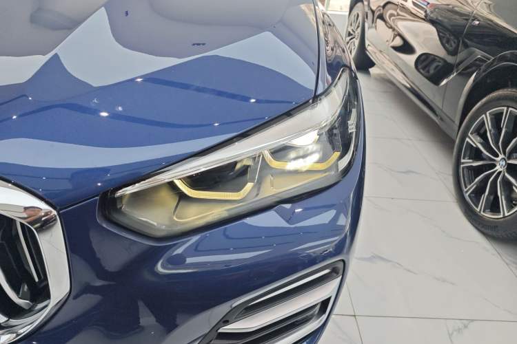 Used BMW X5 2019 xDrive40i Base Model Middle East
