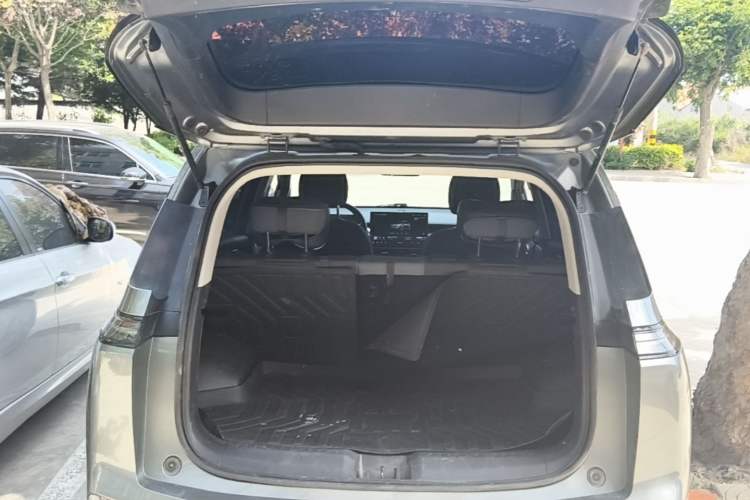 Used AION Y 2023 Plus 510 Enjoy Edition
