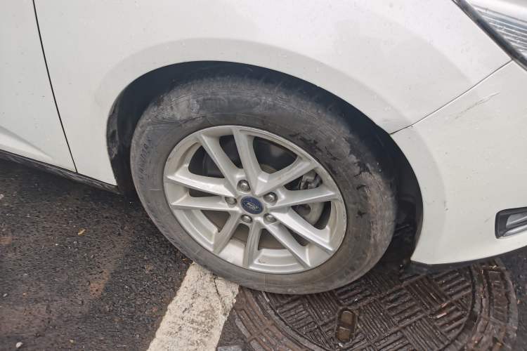 Used Ford Focus 2015 Sedan 1.6L Automatic Trend Model