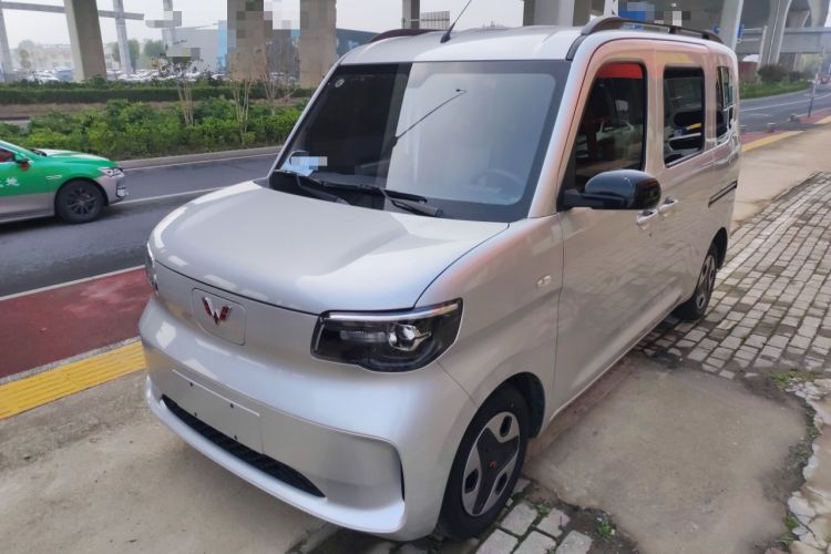 Used Wuling Zhiguang New Energy 2025 Model 305km Ambitious Edition