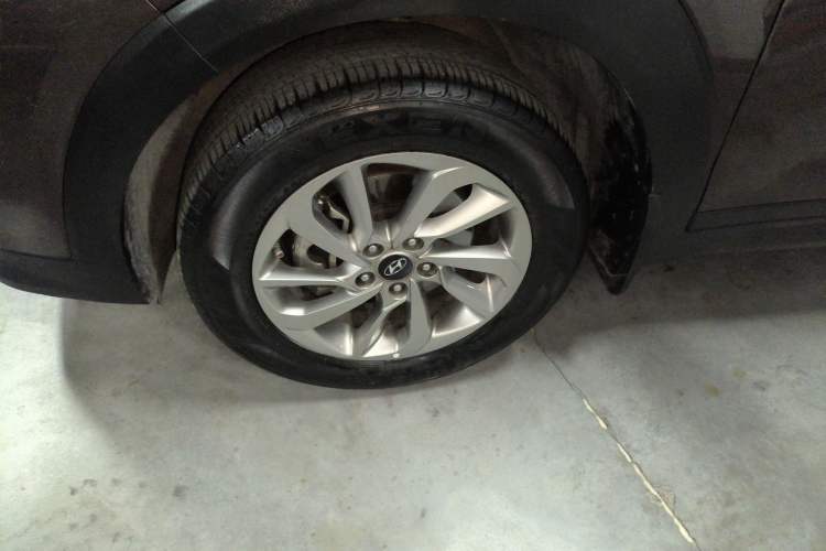 Used Hyundai Tucson 2015 1.6T Dual-Clutch Two-Wheel-Drive Smart Model
