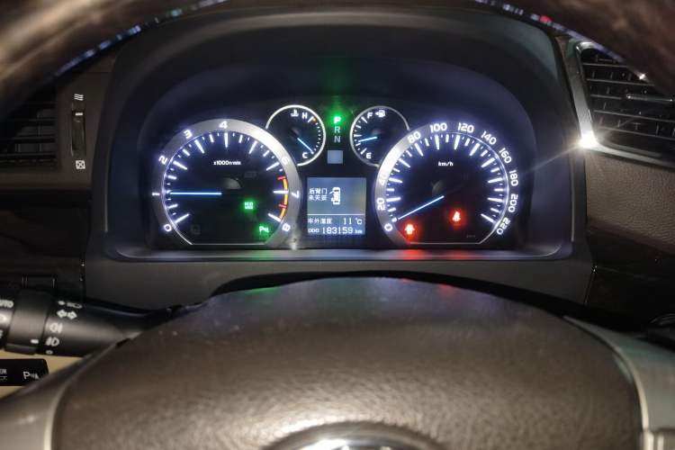 Used Toyota Alphard 2012 3.5L Luxury Edition
