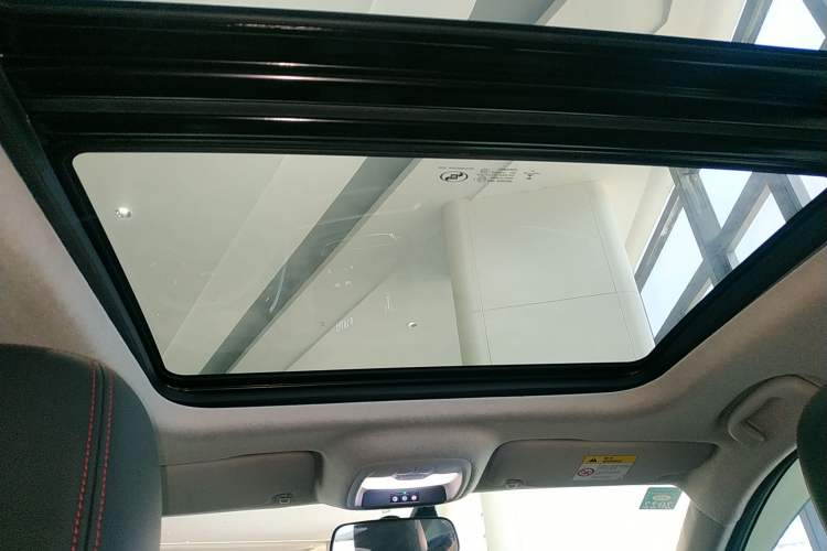 Used Chevrolet Trax 2019 Redline 325T Automatic Fun Edition China VI Standard
