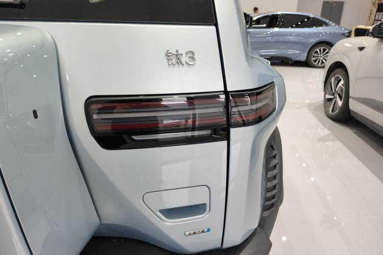 Used Formula Leopard Titanium 3 2025 Model 501KM Rear-Drive Ultra Version