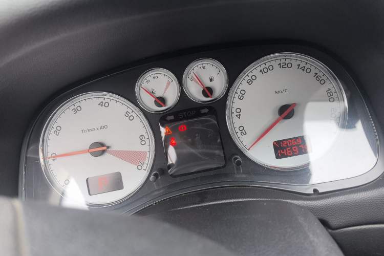 Used Peugeot 307 2010 Sedan 1.6L Automatic Comfort Edition
