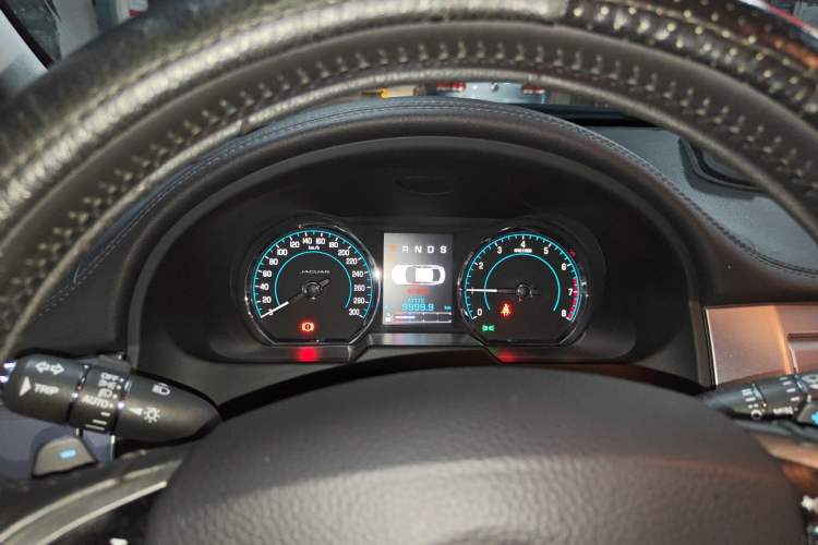 Used Jaguar XF 2014 XF 2.0T Luxury Edition
