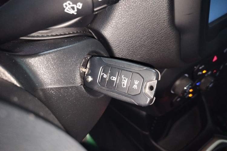 Used Jeep Renegade 2018 Connected Large Screen Version 180TS Automatic Kinetic Edition+ Interior 1