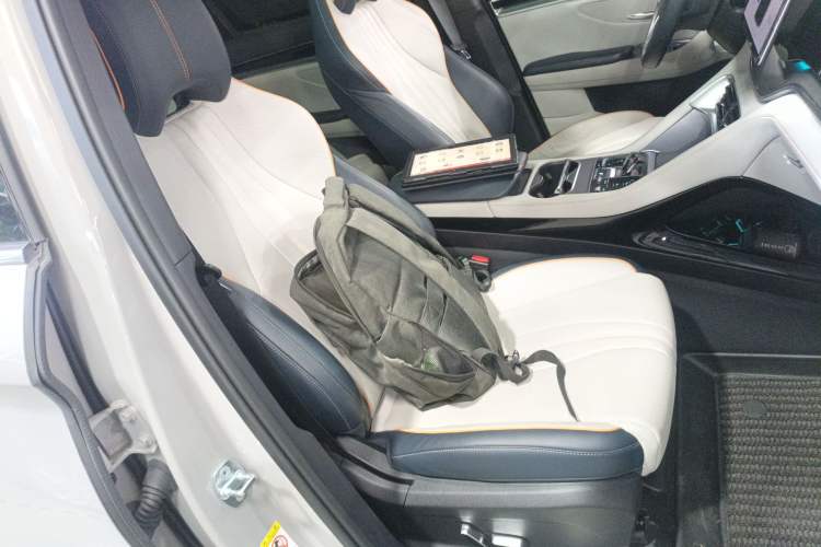 Used BYD Song PLUS New Energy 2024 HONOR Edition DM-i 150km Flagship PLUS
