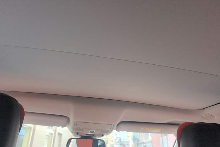 Used Land Rover Range Rover Evoque 2018 240 PS SE Smart Brilliance Edition
