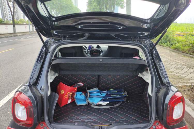 Used smart forfour 2016 1.0L 52 kW Passion Edition