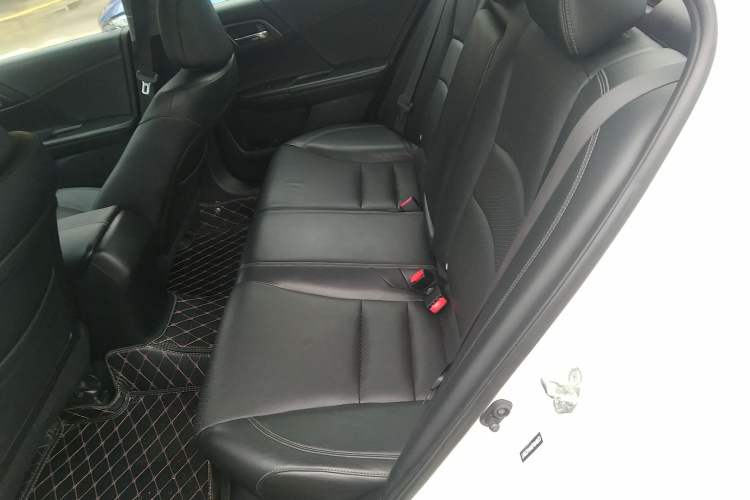 Used Honda Accord 2015 2.0L LXS Elite Edition Left Rear Seat