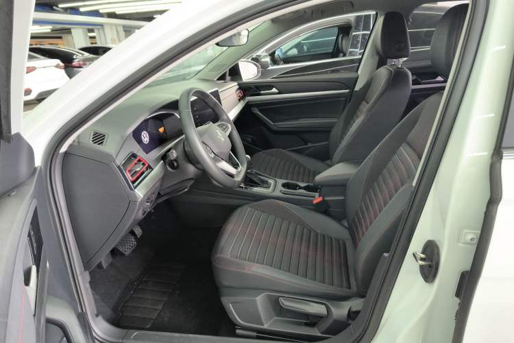 Used Volkswagen Lavida 2023 300TSI DSG Starry Full-Comfort Edition
