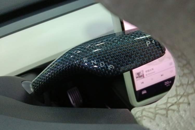 Used Tesla Model Y 2023 Long-Range All-Wheel-Drive Version
