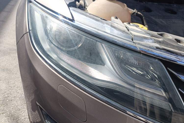 Used Lincoln MKC 2017 2.0T Two-Wheel-Drive Luxury Edition
