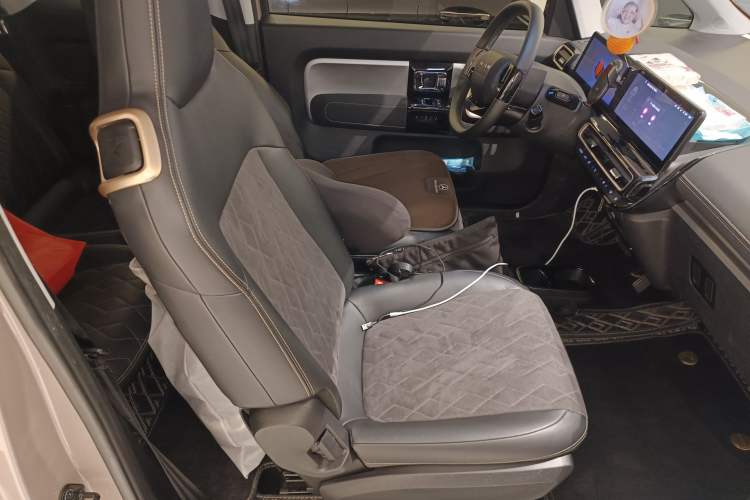 Used Baojun KiWi EV 2023 DJI Edition Lithium Iron Phosphate