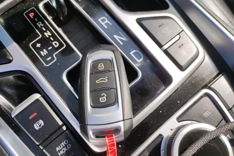 Used Geely Auto Emgrand GT 2015 1.8T Flagship Model
