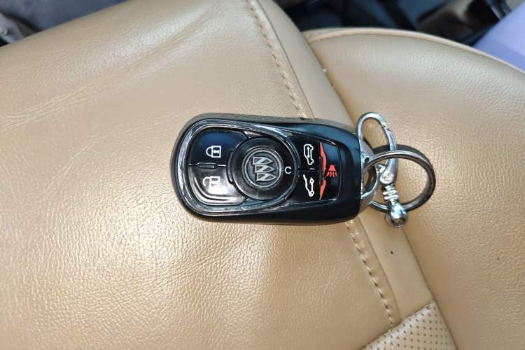 Used Buick GL8 2017 ES 28T Luxury Model China V Standard