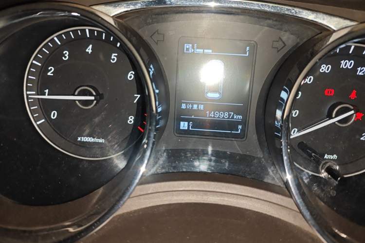 Used Baojun 730 2015 1.8L Manual Comfort ESP Version 7-seater
