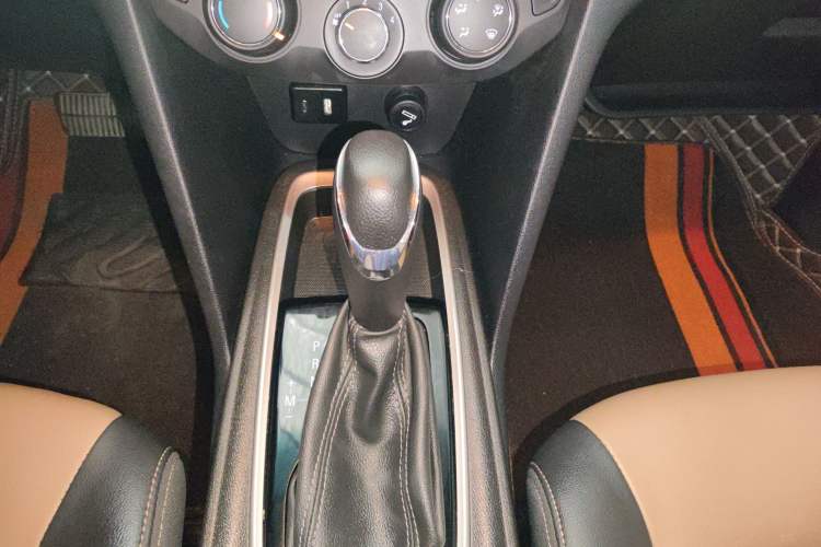 Used Chevrolet Monza 2022 320 Automatic Enjoyment Sunroof Version