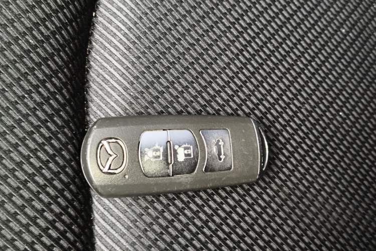 Used Mazda 3 Axela 2017 Sedan 1.5L Automatic Comfort Model Emission Standard China V Interior 1