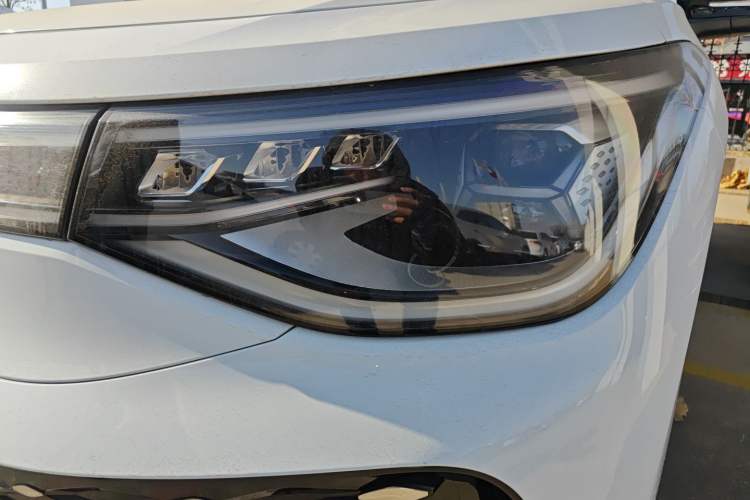 Used Volkswagen ID.6 X 2022 Intelligent Long-Range Version
