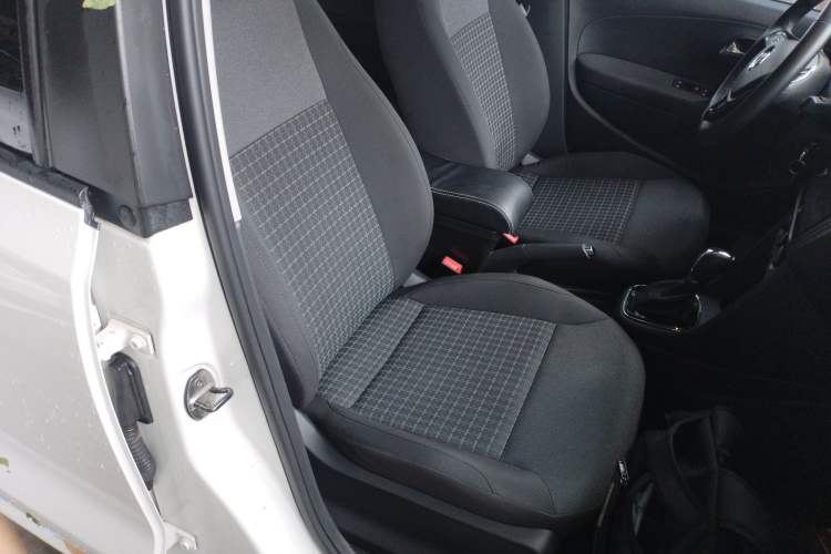 Used Volkswagen Polo 2018 1.5L Automatic Enjoyment Model Right Front Seat