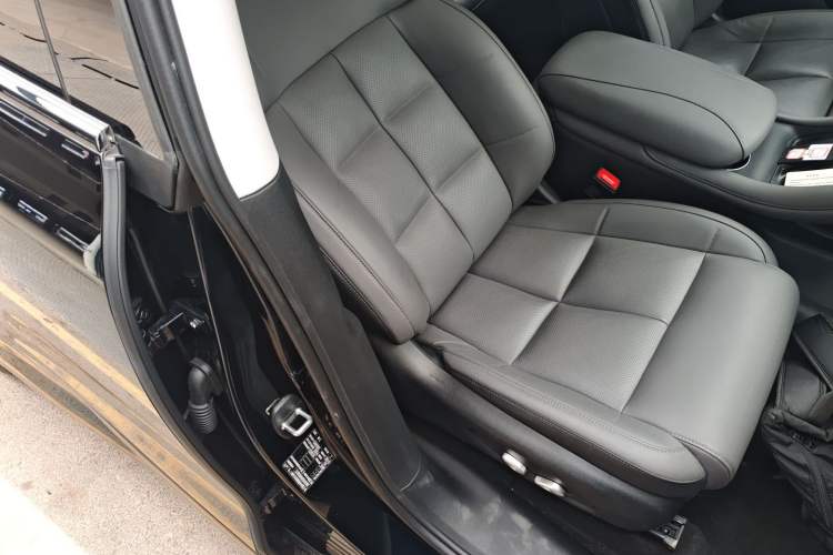 Used IM LS6 2023 Max Long-Range Version
