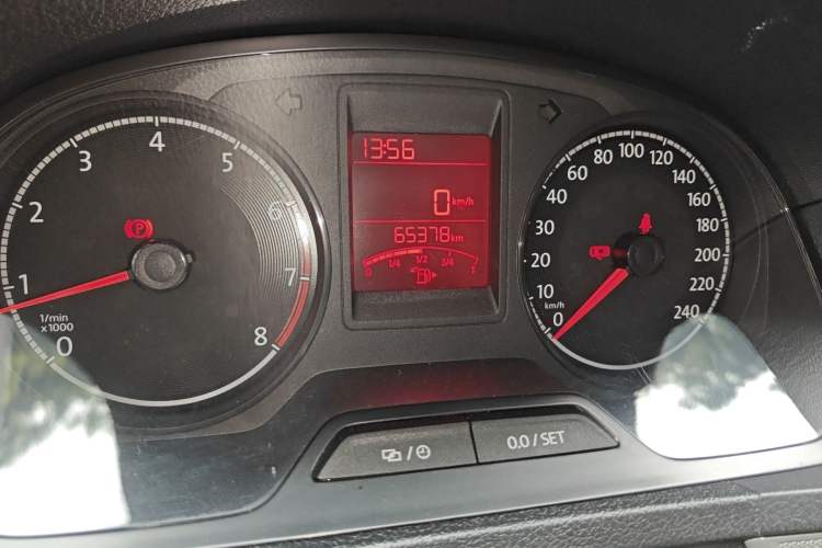 Used Volkswagen Jetta 2017 1.5L Manual Comfort Model Odometer Close Up