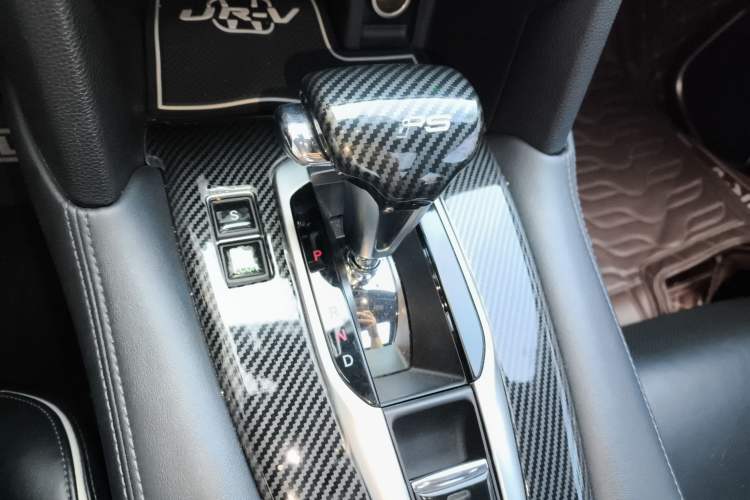 Used Honda UR-V 2017 240TURBO Two-Wheel Drive Luxury Edition China VI
