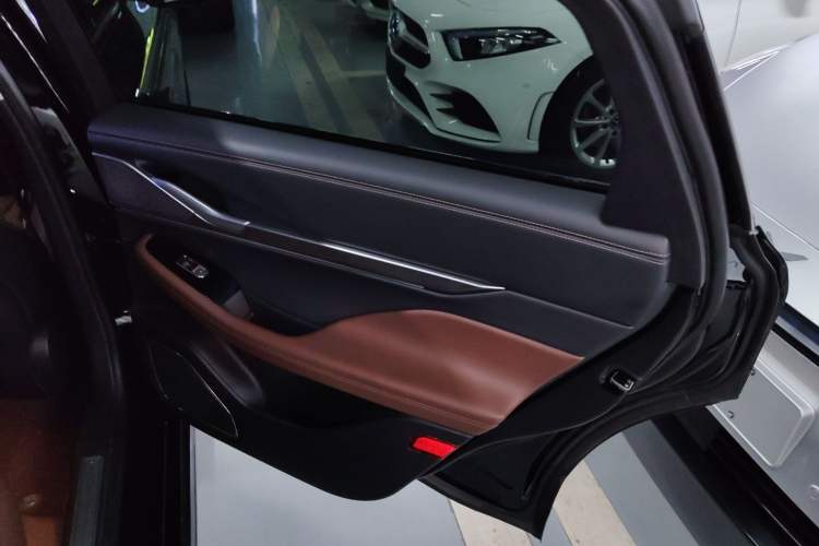 Used Lincoln Z 2024 2.0T Two-Wheel Drive Luxury Hybrid Version
